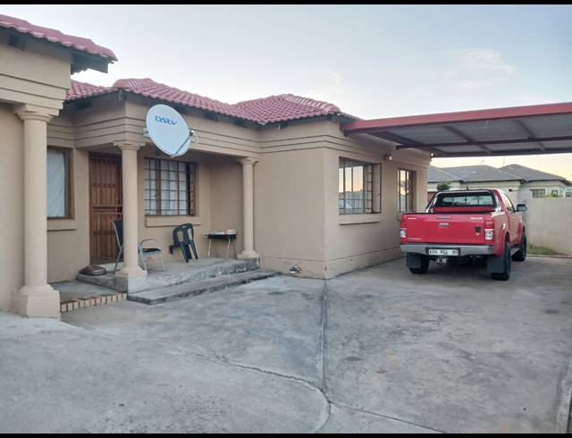 3 BEDROOM HOUSE FOR SALE IN RETHABILE GARDENS
